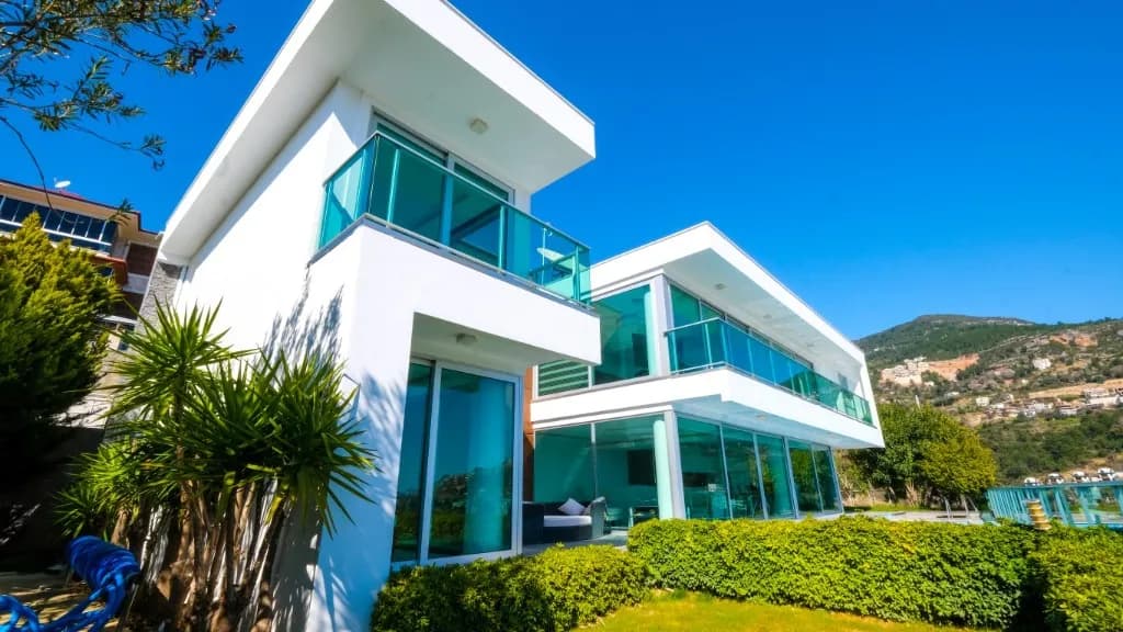 Alanya / Sugözü — Detached Villa — exterior front