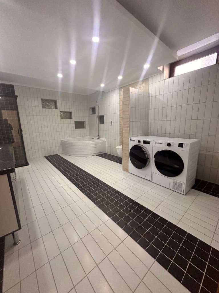 Villa 3+2 — 3 Bedrooms & 2 Studios 7