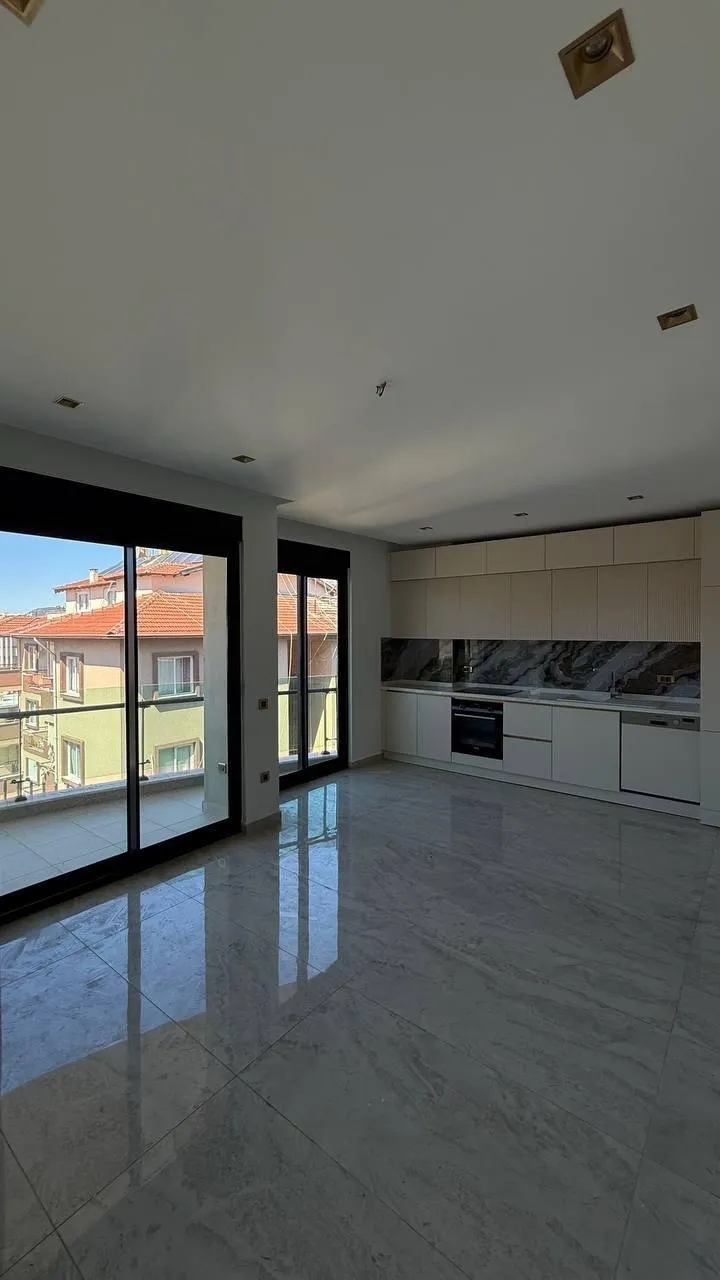 BestHome 36/37 the Legend — Duplex 2+1 Sea View — kitchen living