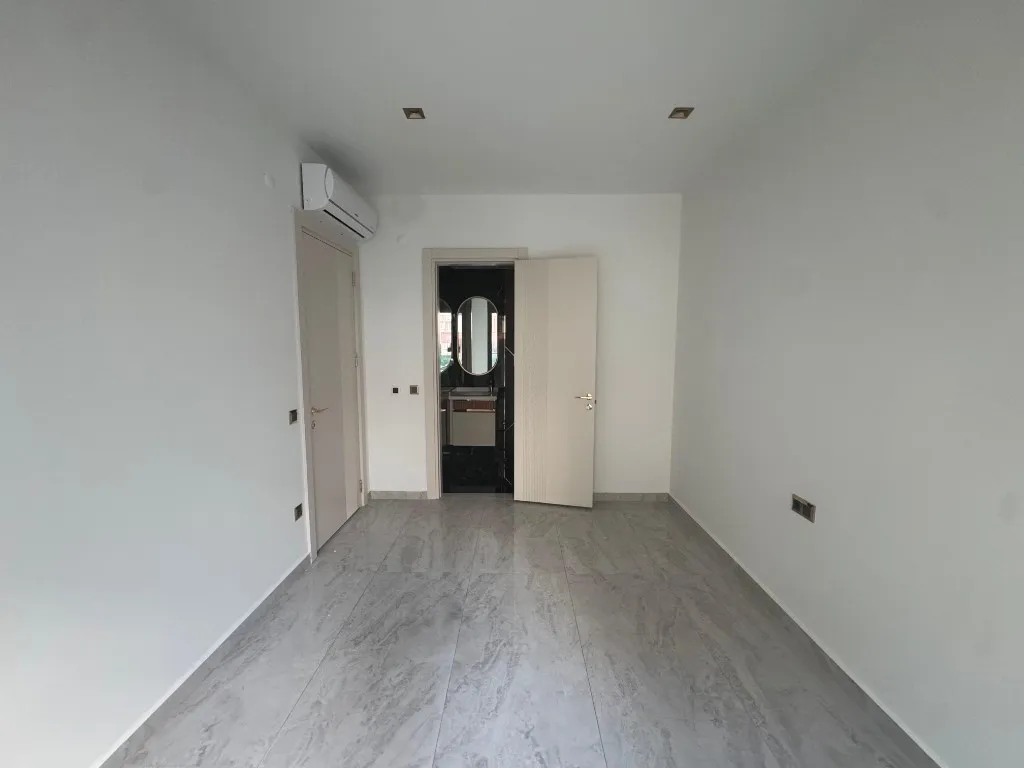 BestHome 36 Centrum — 2+1 Sale — bedroom ensuite