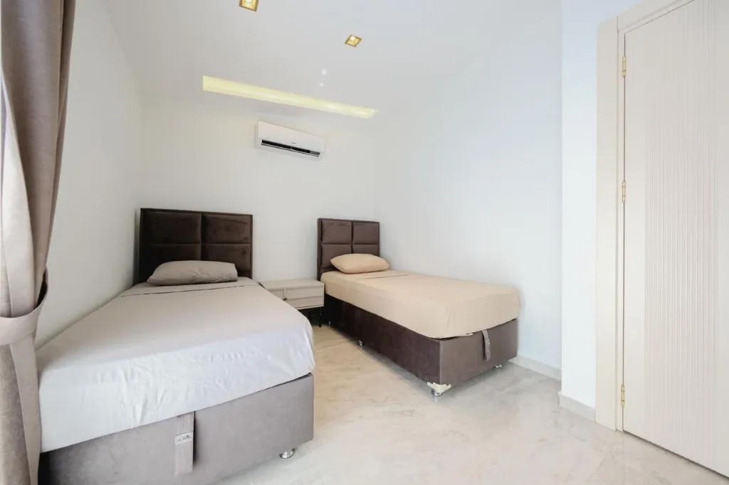 BestHome 37 — Duplex 2+1 Rent — bedroom twin