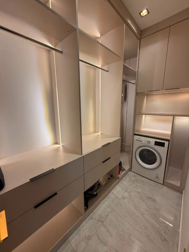 BestHome 37 The Legend Centrum — Duplex 2+1 Rent — wardrobe laundry