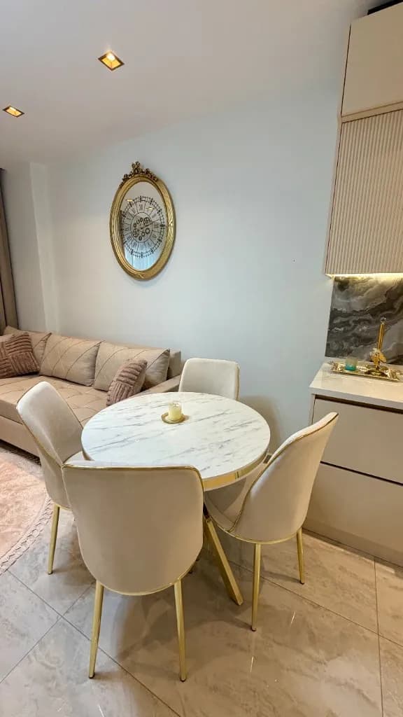BestHome 37 The Legend Centrum — 1+1 Rent — dining
