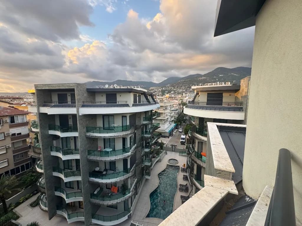BestHome 37 Centrum — Duplex 2+1 Sale — pool complex
