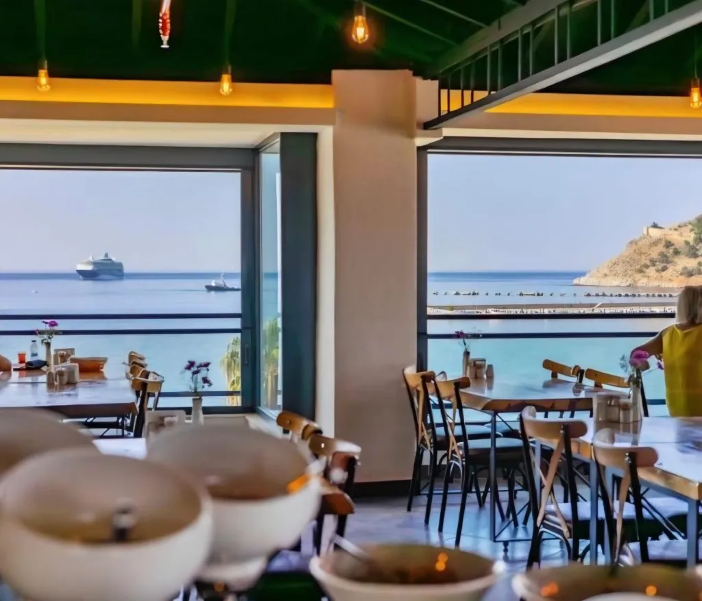 DE'MANOR Boutique Hotel — Alanya Center — restaurant sea view