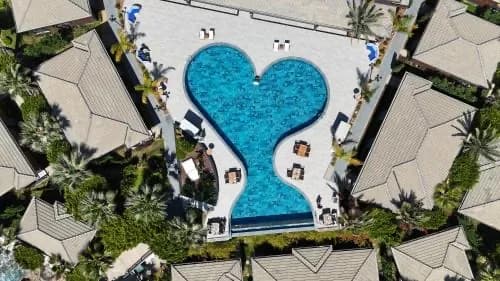 Beach Hotel — Gazipaşa — pool