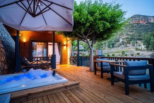 Beach Hotel — Gazipaşa — terrace jacuzzi
