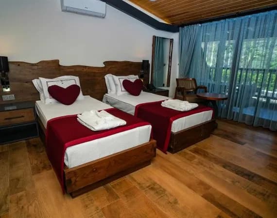 Beach Hotel — Gazipaşa — twin room