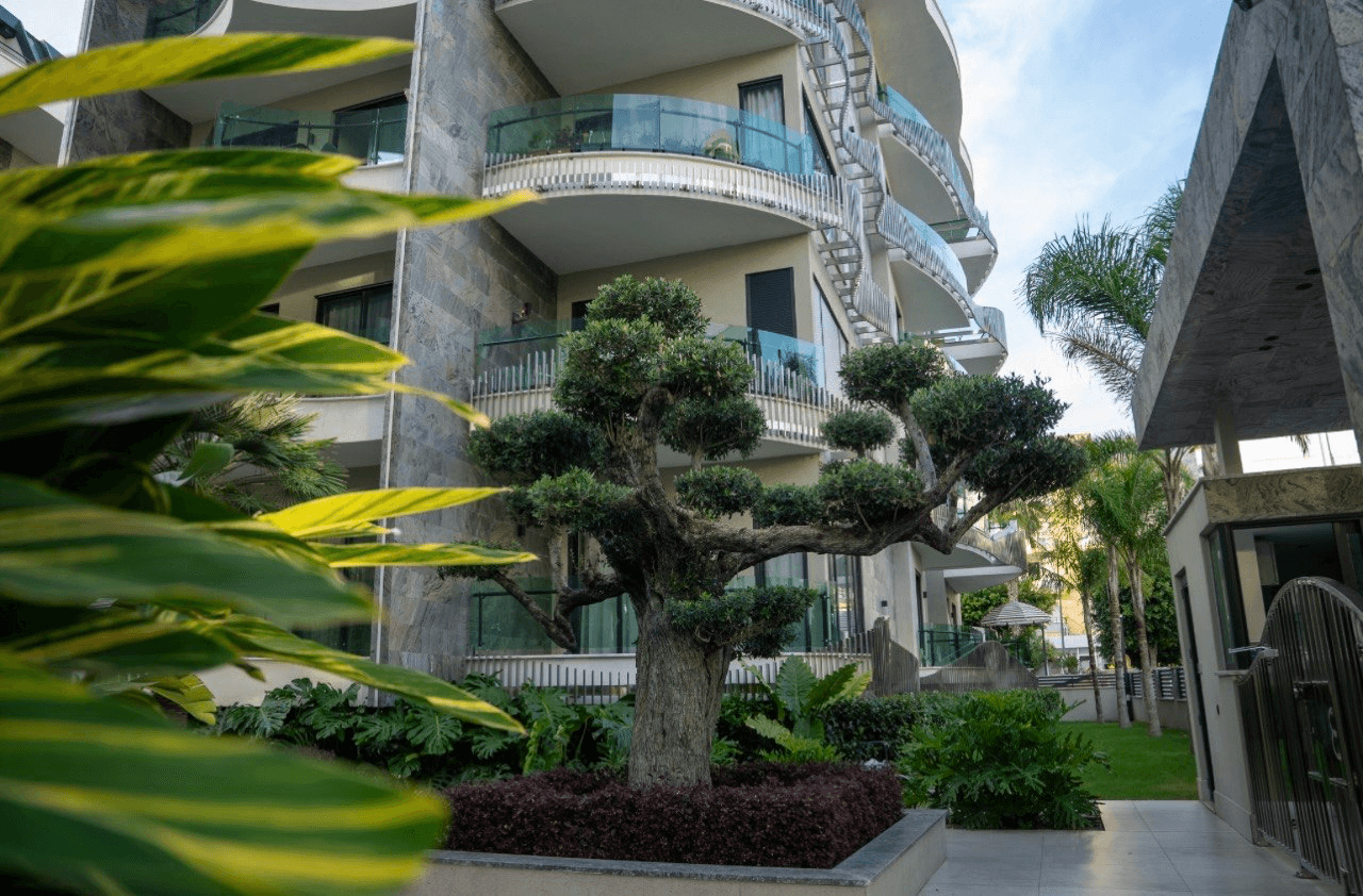 BestHome 36/37 the Legend — Duplex 2+1 Sea View